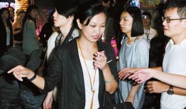 吃瓜扒娱乐,吃瓜扒娱乐，揭秘明星幕后故事